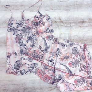 VICTORIA’S SECRET pink floral pajama pj sleep set M/S